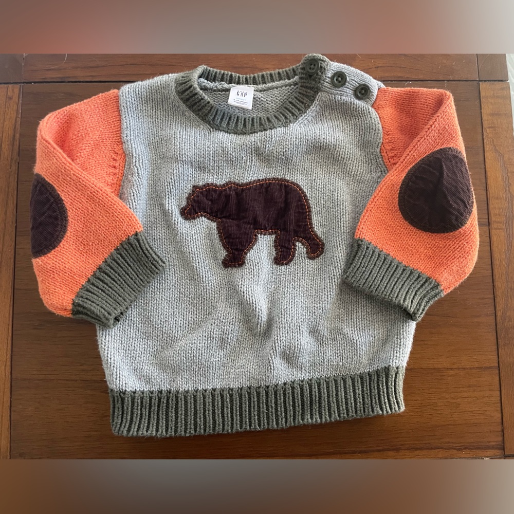 Baby gap bear sweater with elbow pads
